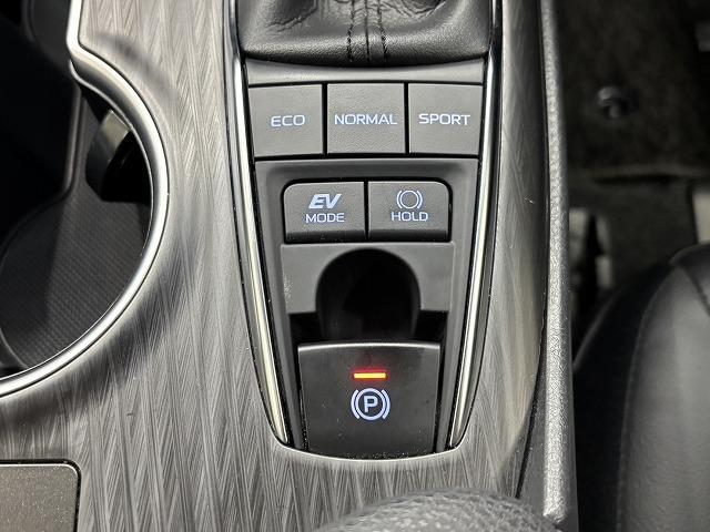 カムリ Ｇレザーパッケージ　サンルーフ／黒革シート／純正９インチナビ／地デジ／全周囲カメラ／レーダークルコン／レーンキープアシスト／パワーシート／シートヒーター／ＢＳＭ／ＥＴＣＬＥＤヘッドライト／オートハイビーム（54枚目）