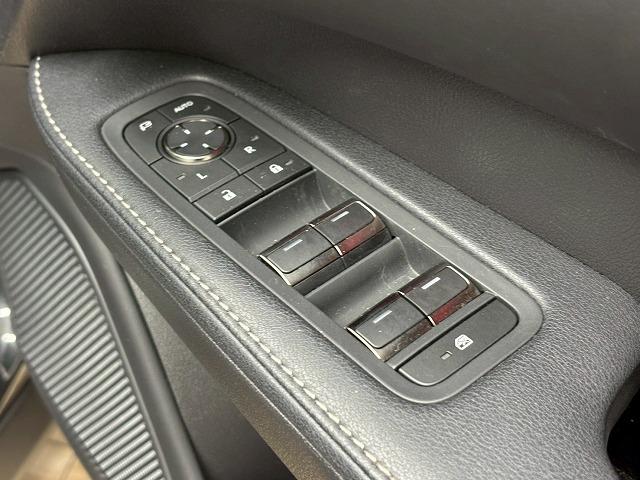 ＲＸ ＲＸ５００ｈ　Ｆスポーツパフォーマンス　サンルーフ／純正１４インチナビ／全方位カメラ／ベンチレーション／レーダークルコン／レーンキープアシスト／パワーバックドア／パーキングアシスト／パワーシート／シートメモリー／ＢＳＭ／ＥＴＣ２．０（42枚目）