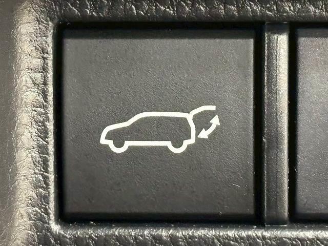 ハリアー Ｚ　モデリスタエアロ／ＪＢＬサウンド／純正１２．３型ナビ／全周囲／デジタルインナーミラー／追従クルコン／パワーバックドア／オートハイビーム／パワーシート／ＢＳＭ／ＥＴＣ／スマートキー（11枚目）