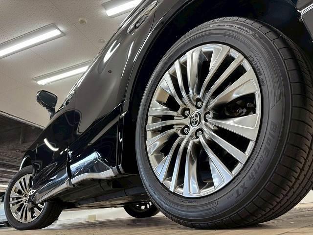 ハリアー Ｚ　モデリスタエアロ／ＪＢＬサウンド／純正１２．３型ナビ／全周囲／デジタルインナーミラー／追従クルコン／パワーバックドア／オートハイビーム／パワーシート／ＢＳＭ／ＥＴＣ／スマートキー（19枚目）