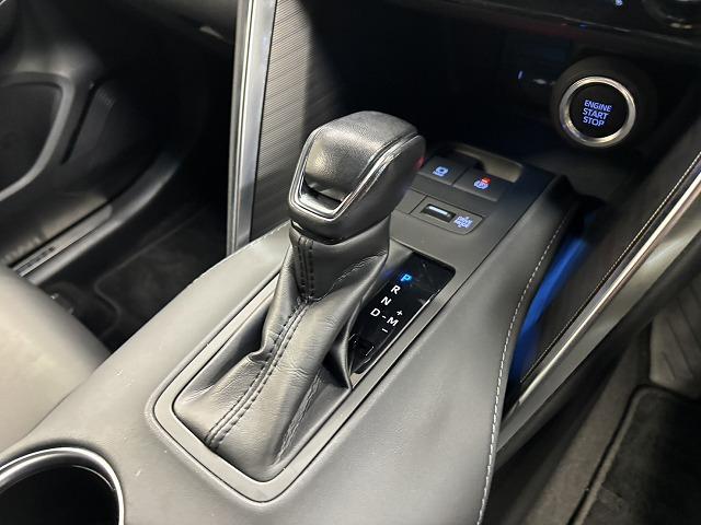 ハリアー Ｇ　デジタルインナーミラー／レーダークルコン／レーンキープアシスト／パワーバックドア／パワーシート／ハーフレザー／純正ナビ／地デジ／バックカメラ／ＢＳＭ／ＥＴＣ／ＬＥＤヘッドライト／オートハイビーム（55枚目）