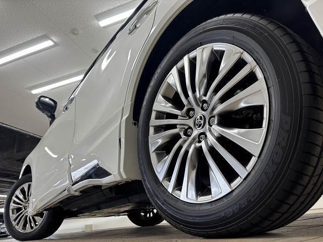 ハリアー Ｚ　レザーパッケージ　モデリスタエアロ／ベンチレーション／ＪＢＬサウンド／純正１２．３インチナビ／全全周囲／デジタルインナーミラー／黒革／シートメモリー／追従クルコン／レーンキープアシスト／パワーバックドア／ＢＳＭ／ＥＴＣ（19枚目）