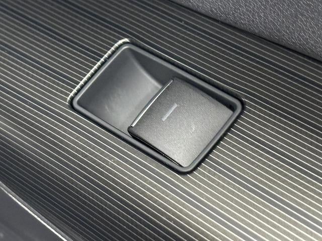 ハリアー Ｚ　レザーパッケージ　モデリスタエアロ／ベンチレーション／ＪＢＬサウンド／純正１２．３インチナビ／全全周囲／デジタルインナーミラー／黒革／シートメモリー／追従クルコン／レーンキープアシスト／パワーバックドア／ＢＳＭ／ＥＴＣ（42枚目）