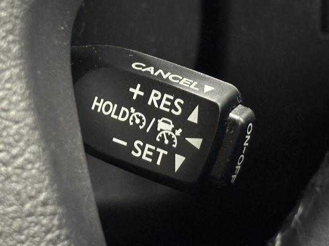 アルファード ２．５Ｓ　タイプゴールド　純正９型ナビ地デジ／バックカメラ／ＤＶＤ再生／デジタルインナーミラー／ＢＳＭ／追従クルコン／両側電動／衝突軽減／ＥＴＣ／ＬＥＤヘッドライト／スマートキー／オートエアコン（7枚目）