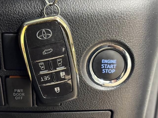 アルファード ２．５Ｓ　タイプゴールド　純正９型ナビ地デジ／バックカメラ／ＤＶＤ再生／デジタルインナーミラー／ＢＳＭ／追従クルコン／両側電動／衝突軽減／ＥＴＣ／ＬＥＤヘッドライト／スマートキー／オートエアコン（11枚目）