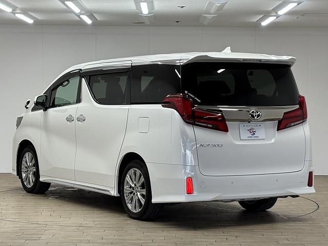 アルファード ２．５Ｓ　タイプゴールド　純正９型ナビ地デジ／バックカメラ／ＤＶＤ再生／デジタルインナーミラー／ＢＳＭ／追従クルコン／両側電動／衝突軽減／ＥＴＣ／ＬＥＤヘッドライト／スマートキー／オートエアコン（24枚目）