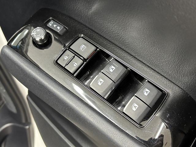 アルファード ２．５Ｓ　タイプゴールド　純正９型ナビ地デジ／バックカメラ／ＤＶＤ再生／デジタルインナーミラー／ＢＳＭ／追従クルコン／両側電動／衝突軽減／ＥＴＣ／ＬＥＤヘッドライト／スマートキー／オートエアコン（41枚目）