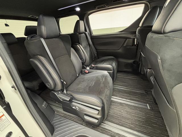 アルファード ２．５Ｓ　タイプゴールド　純正９型ナビ地デジ／バックカメラ／ＤＶＤ再生／デジタルインナーミラー／ＢＳＭ／追従クルコン／両側電動／衝突軽減／ＥＴＣ／ＬＥＤヘッドライト／スマートキー／オートエアコン（42枚目）