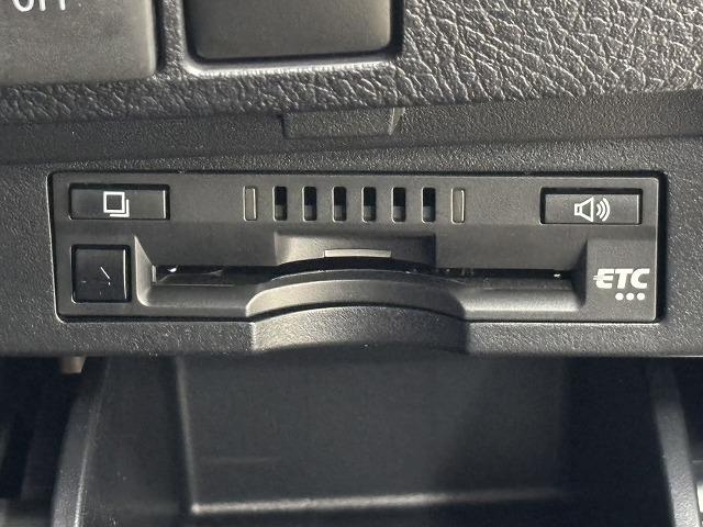 アルファード ２．５Ｓ　タイプゴールド　純正９型ナビ地デジ／バックカメラ／ＤＶＤ再生／デジタルインナーミラー／ＢＳＭ／追従クルコン／両側電動／衝突軽減／ＥＴＣ／ＬＥＤヘッドライト／スマートキー／オートエアコン（57枚目）