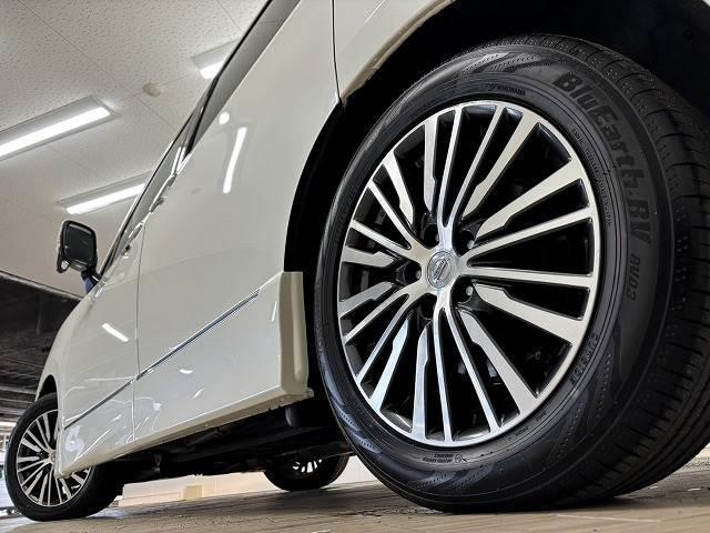 エルグランド 250ハイウェイスターS SDナビ地デジ/バックカメラ/10.1型後席モニター/両側電動/追従クルコン/衝突軽減/レーンキープ/LEDヘッドライト/ETC/スマートキー/オートエアコン/純正18インチAW(19枚目)