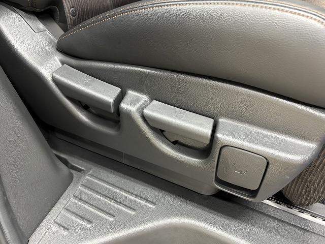 エルグランド 250ハイウェイスターS SDナビ地デジ/バックカメラ/10.1型後席モニター/両側電動/追従クルコン/衝突軽減/レーンキープ/LEDヘッドライト/ETC/スマートキー/オートエアコン/純正18インチAW(38枚目)