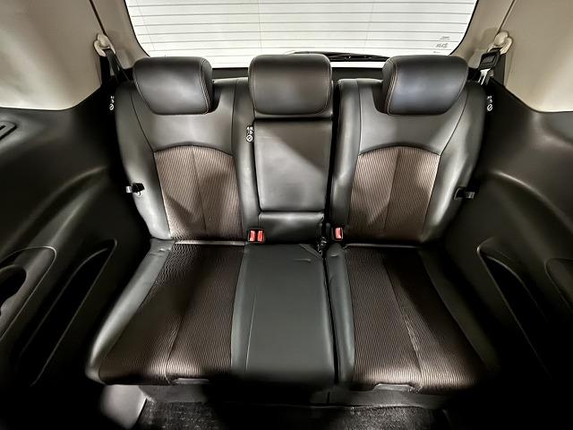 エルグランド 250ハイウェイスターS SDナビ地デジ/バックカメラ/10.1型後席モニター/両側電動/追従クルコン/衝突軽減/レーンキープ/LEDヘッドライト/ETC/スマートキー/オートエアコン/純正18インチAW(41枚目)