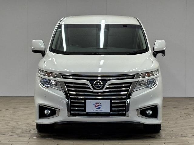 エルグランド 250ハイウェイスターS SDナビ地デジ/バックカメラ/10.1型後席モニター/両側電動/追従クルコン/衝突軽減/レーンキープ/LEDヘッドライト/ETC/スマートキー/オートエアコン/純正18インチAW(70枚目)