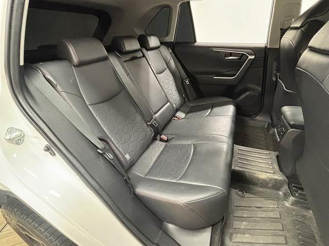 ＲＡＶ４ アドベンチャー　オフロードパッケージ　リフトアップ／純正９型ナビ／追従クルコン／ルーフキャリア／ダウンヒルアシスト／レーンキープアシスト／地デジ／バックカメラ／ＢＳＭ／ＥＴＣ２．０／パワーシート／ＬＥＤヘッドライト／オートハイビーム／（6枚目）