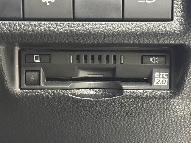 ＲＡＶ４ アドベンチャー　オフロードパッケージ　リフトアップ／純正９型ナビ／追従クルコン／ルーフキャリア／ダウンヒルアシスト／レーンキープアシスト／地デジ／バックカメラ／ＢＳＭ／ＥＴＣ２．０／パワーシート／ＬＥＤヘッドライト／オートハイビーム／（9枚目）