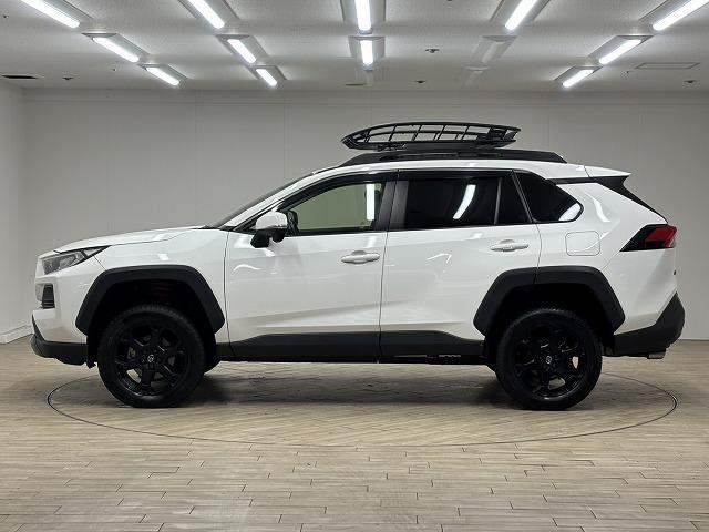 ＲＡＶ４ アドベンチャー　オフロードパッケージ　リフトアップ／純正９型ナビ／追従クルコン／ルーフキャリア／ダウンヒルアシスト／レーンキープアシスト／地デジ／バックカメラ／ＢＳＭ／ＥＴＣ２．０／パワーシート／ＬＥＤヘッドライト／オートハイビーム／（26枚目）