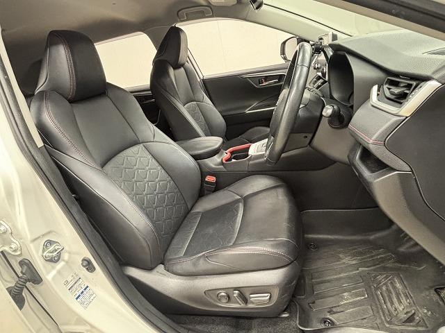 ＲＡＶ４ アドベンチャー　オフロードパッケージ　リフトアップ／純正９型ナビ／追従クルコン／ルーフキャリア／ダウンヒルアシスト／レーンキープアシスト／地デジ／バックカメラ／ＢＳＭ／ＥＴＣ２．０／パワーシート／ＬＥＤヘッドライト／オートハイビーム／（33枚目）