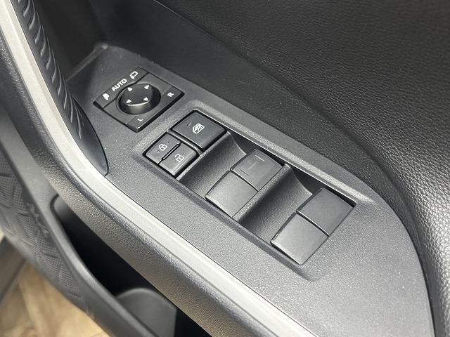 ＲＡＶ４ アドベンチャー　オフロードパッケージ　リフトアップ／純正９型ナビ／追従クルコン／ルーフキャリア／ダウンヒルアシスト／レーンキープアシスト／地デジ／バックカメラ／ＢＳＭ／ＥＴＣ２．０／パワーシート／ＬＥＤヘッドライト／オートハイビーム／（39枚目）