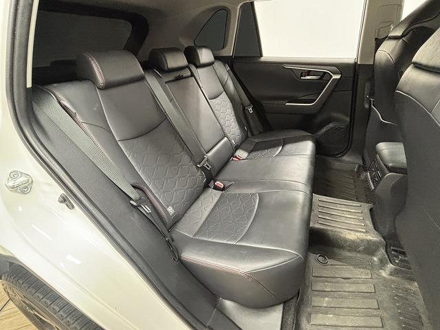 ＲＡＶ４ アドベンチャー　オフロードパッケージ　リフトアップ／純正９型ナビ／追従クルコン／ルーフキャリア／ダウンヒルアシスト／レーンキープアシスト／地デジ／バックカメラ／ＢＳＭ／ＥＴＣ２．０／パワーシート／ＬＥＤヘッドライト／オートハイビーム／（40枚目）
