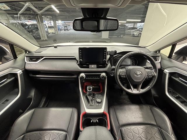 ＲＡＶ４ アドベンチャー　オフロードパッケージ　リフトアップ／純正９型ナビ／追従クルコン／ルーフキャリア／ダウンヒルアシスト／レーンキープアシスト／地デジ／バックカメラ／ＢＳＭ／ＥＴＣ２．０／パワーシート／ＬＥＤヘッドライト／オートハイビーム／（43枚目）