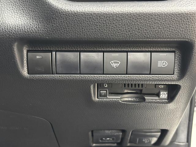 ＲＡＶ４ アドベンチャー　オフロードパッケージ　リフトアップ／純正９型ナビ／追従クルコン／ルーフキャリア／ダウンヒルアシスト／レーンキープアシスト／地デジ／バックカメラ／ＢＳＭ／ＥＴＣ２．０／パワーシート／ＬＥＤヘッドライト／オートハイビーム／（54枚目）