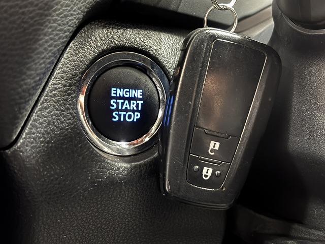 ＲＡＶ４ アドベンチャー　オフロードパッケージ　リフトアップ／純正９型ナビ／追従クルコン／ルーフキャリア／ダウンヒルアシスト／レーンキープアシスト／地デジ／バックカメラ／ＢＳＭ／ＥＴＣ２．０／パワーシート／ＬＥＤヘッドライト／オートハイビーム／（56枚目）