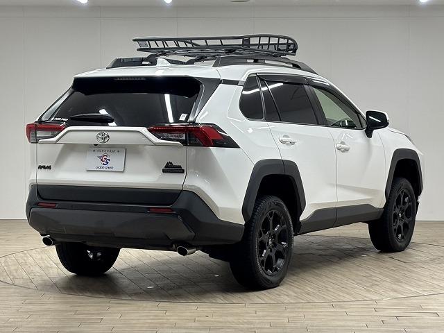ＲＡＶ４ アドベンチャー　オフロードパッケージ　リフトアップ／純正９型ナビ／追従クルコン／ルーフキャリア／ダウンヒルアシスト／レーンキープアシスト／地デジ／バックカメラ／ＢＳＭ／ＥＴＣ２．０／パワーシート／ＬＥＤヘッドライト／オートハイビーム／（64枚目）
