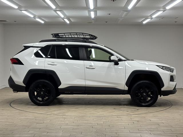 ＲＡＶ４ アドベンチャー　オフロードパッケージ　リフトアップ／純正９型ナビ／追従クルコン／ルーフキャリア／ダウンヒルアシスト／レーンキープアシスト／地デジ／バックカメラ／ＢＳＭ／ＥＴＣ２．０／パワーシート／ＬＥＤヘッドライト／オートハイビーム／（66枚目）