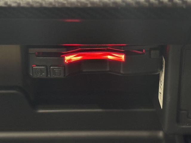 クロストレック リミテッド 11.6型センターインフォメーションディスプレイ/全周囲/追従クルコン/BSM/パワーシート/シートヒーター/LEDヘッドライト/ETC/スマートキー/オートエアコン/パドルシフト(37枚目)