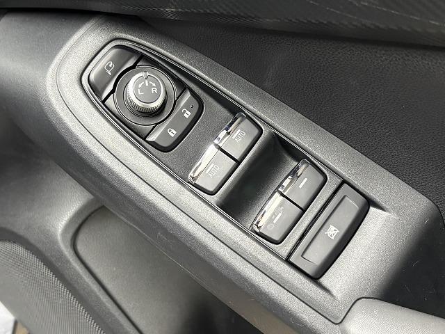 クロストレック リミテッド 11.6型センターインフォメーションディスプレイ/全周囲/追従クルコン/BSM/パワーシート/シートヒーター/LEDヘッドライト/ETC/スマートキー/オートエアコン/パドルシフト(40枚目)