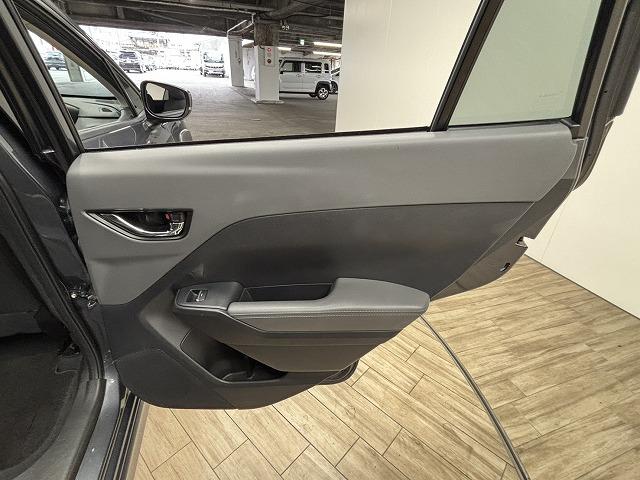 クロストレック リミテッド 11.6型センターインフォメーションディスプレイ/全周囲/追従クルコン/BSM/パワーシート/シートヒーター/LEDヘッドライト/ETC/スマートキー/オートエアコン/パドルシフト(43枚目)