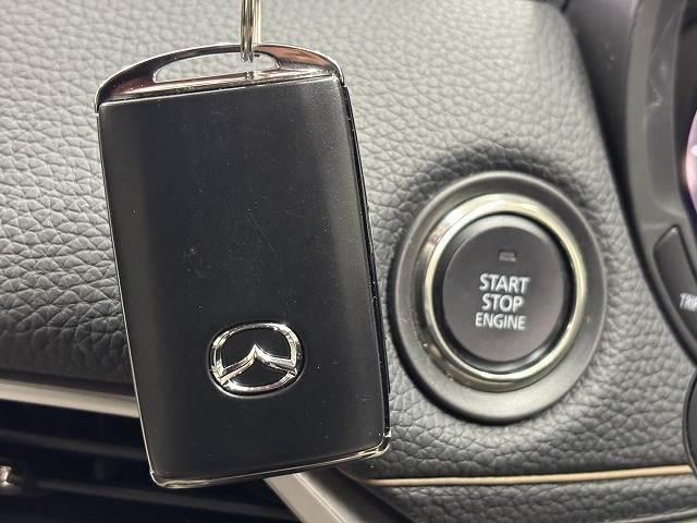 CX-60 XD Lパッケージ ワンオーナー/BOSEサウンド/純正10.25型ナビ/全周囲/白革シート/パワーシート/シートヒーター/ステアリングヒーター/BSM/追従クルコン/電動リアゲート/ETC/LEDヘッドライト(12枚目)