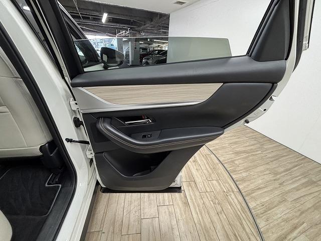 CX-60 XD Lパッケージ ワンオーナー/BOSEサウンド/純正10.25型ナビ/全周囲/白革シート/パワーシート/シートヒーター/ステアリングヒーター/BSM/追従クルコン/電動リアゲート/ETC/LEDヘッドライト(43枚目)