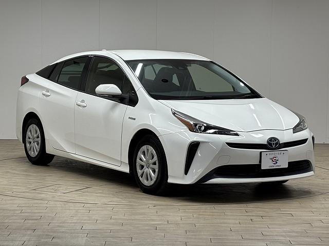 プリウス Ｓ　純正ナビ／バックカメラ／追従クルコン／セーフティセンス／オートハイビーム／オートライト／ＬＥＤヘッドライト／ＥＴＣ／スマートキー／オートエアコン／オートライト／カーテンエアバック（21枚目）