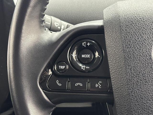 プリウス Ｓ　純正ナビ／バックカメラ／追従クルコン／セーフティセンス／オートハイビーム／オートライト／ＬＥＤヘッドライト／ＥＴＣ／スマートキー／オートエアコン／オートライト／カーテンエアバック（49枚目）