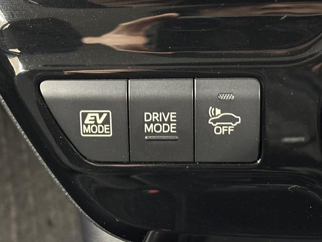 プリウス Ｓ　純正ナビ／バックカメラ／追従クルコン／セーフティセンス／オートハイビーム／オートライト／ＬＥＤヘッドライト／ＥＴＣ／スマートキー／オートエアコン／オートライト／カーテンエアバック（56枚目）