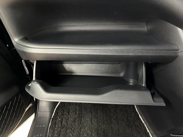 ヴォクシー ＺＳ　煌　モデリスタエアロ／ＲＡＹＳ１８インチＡＷ／純正１０型ナビ地デジ／バックカメラ／両側電動スライドドア／クルコン／衝突軽減／オートハイビーム／アイドリングストップ／ＬＥＤ／ＥＴＣ／スマートキー（38枚目）