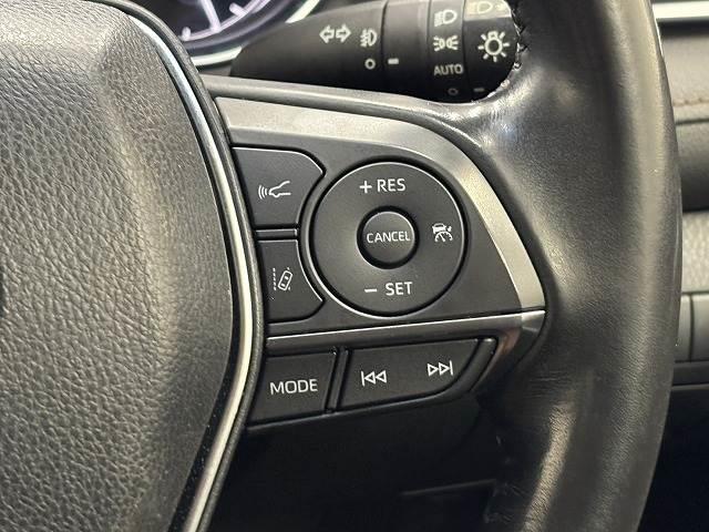 �y�A�_�v�e�B�u�N���[�Y�R���g���[���V�X�e���z�������s��A�a�؂ł̑��s���ł��A��s�ԂƂ̎ԊԂ��ێ����Ȃ���̑��s���\��