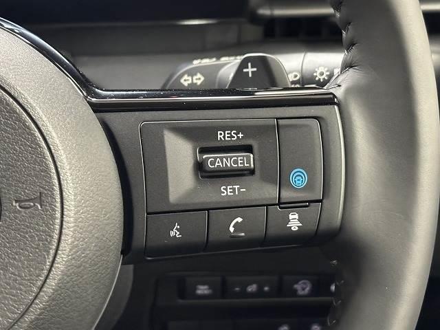 �y�v���p�C���b�g�z�h���C�o�[�ɑ����ăA�N�Z���A�u���[�L�A�X�e�A�����O�������Ő���B�������H�Ȃǂ̉^�]���T�|�[�g���܂���