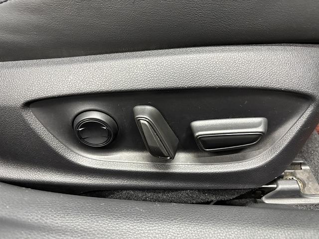 プリウス Ｚ　ワンオーナー／純正１２．３型ナビ地デジ／全周囲／衝突軽減／追従クルコン／シートベンチレーション／ステアリングヒーター／オートハイビーム／電動リアゲート／ＬＥＤヘッドライト／ＥＴＣ／ワイヤレス充電器（34枚目）