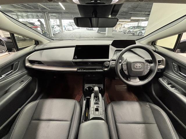 プリウス Ｚ　ワンオーナー／純正１２．３型ナビ地デジ／全周囲／衝突軽減／追従クルコン／シートベンチレーション／ステアリングヒーター／オートハイビーム／電動リアゲート／ＬＥＤヘッドライト／ＥＴＣ／ワイヤレス充電器（45枚目）