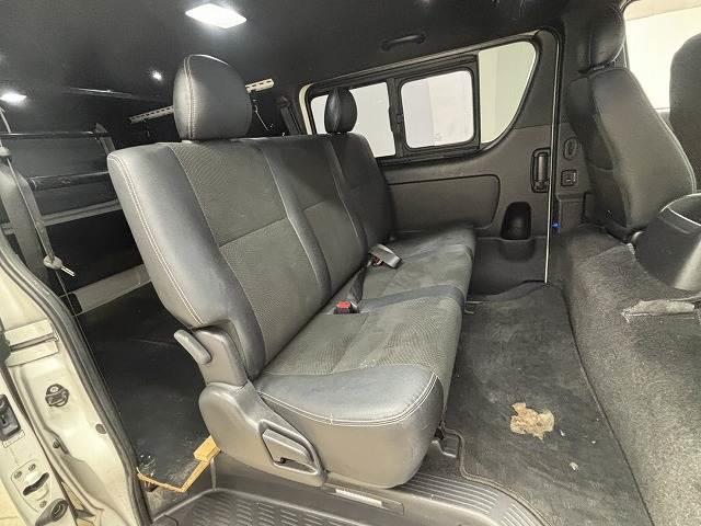ハイエースバン スーパーＧＬダークプライム２　モデリスタ／荷室フローリング仕様／ＡＣ１００Ｖ／寒冷地仕様／後席フリップダウンモニター／純正ナビ／バックカメラ／ＢＡＺＡＬＴ１５インチＡＷ／純正ナビ地デジ／レーンキープアシスト（6枚目）