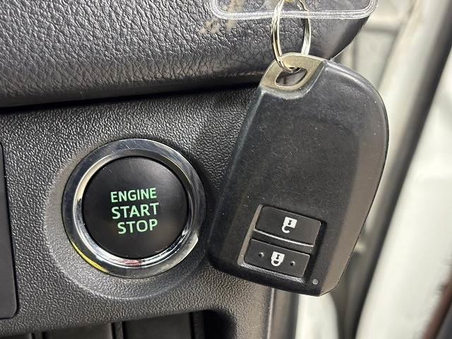 ハイエースバン スーパーＧＬダークプライム２　モデリスタ／荷室フローリング仕様／ＡＣ１００Ｖ／寒冷地仕様／後席フリップダウンモニター／純正ナビ／バックカメラ／ＢＡＺＡＬＴ１５インチＡＷ／純正ナビ地デジ／レーンキープアシスト（12枚目）