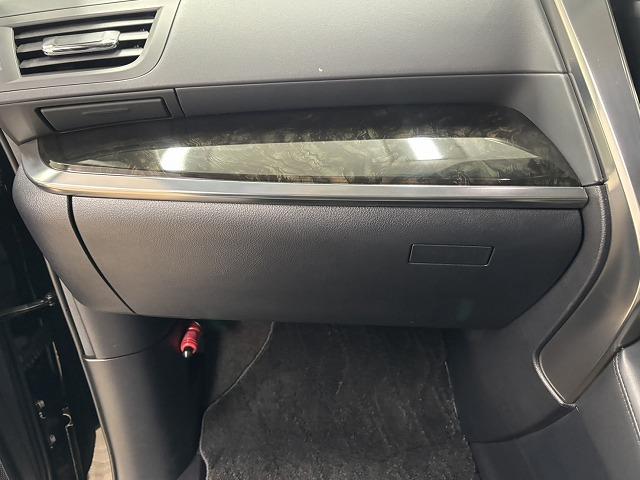 ヴェルファイア □Ｚ“Ｇ　エディション”　サンルーフ／ＪＢＬサウンド／後席フリップダウンモニター／本革シート／全周囲／純正１０．５インチナビ／レーダークルコン／パワーバックドア／パワーシート／シートメモリー／シートヒーター（31枚目）