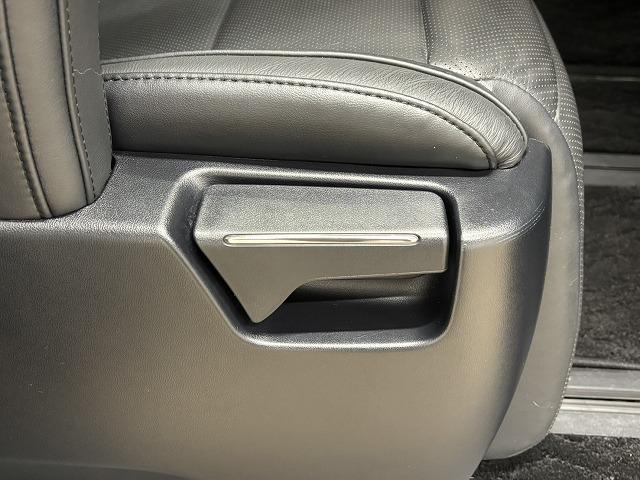 ヴェルファイア □Ｚ“Ｇ　エディション”　サンルーフ／ＪＢＬサウンド／後席フリップダウンモニター／本革シート／全周囲／純正１０．５インチナビ／レーダークルコン／パワーバックドア／パワーシート／シートメモリー／シートヒーター（38枚目）