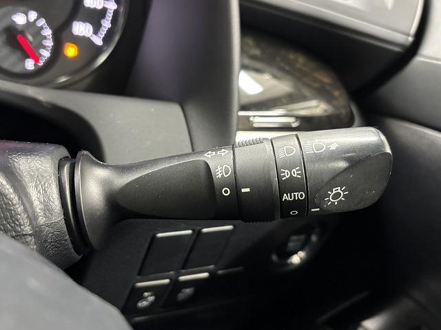 ヴェルファイア □Ｚ“Ｇ　エディション”　サンルーフ／ＪＢＬサウンド／後席フリップダウンモニター／本革シート／全周囲／純正１０．５インチナビ／レーダークルコン／パワーバックドア／パワーシート／シートメモリー／シートヒーター（52枚目）