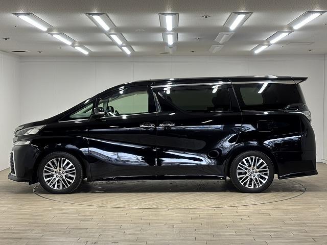 ヴェルファイア □Ｚ“Ｇ　エディション”　サンルーフ／ＪＢＬサウンド／後席フリップダウンモニター／本革シート／全周囲／純正１０．５インチナビ／レーダークルコン／パワーバックドア／パワーシート／シートメモリー／シートヒーター（72枚目）