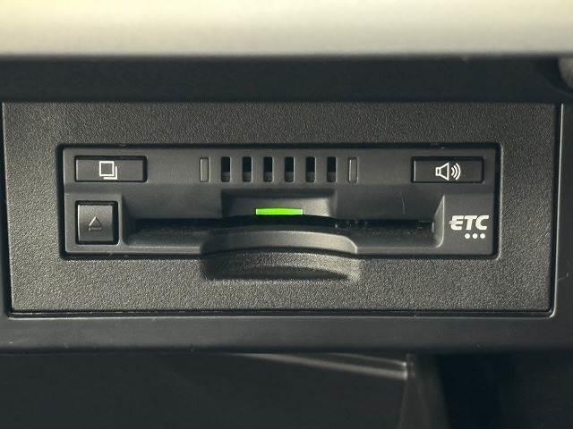 ランドクルーザープラド TX Lパッケージ・ブラックエディション ルーフレール/黒革/純正ナビ地デジ/Bluetooth搭載/バックカメラ/追従クルコン/レーンキープアシスト/衝突軽減/シートベンチレーション/パワーシート/オートハイビーム/(12枚目)