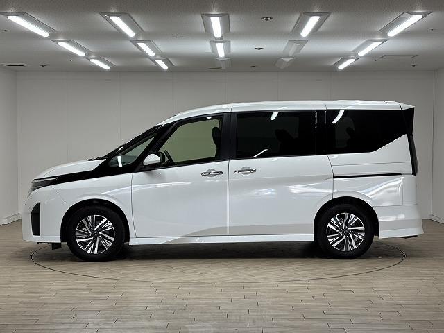 セレナ ハイウェイスターＶ　純正１２．３型ナビ／全周囲／両側電動スライド／プロパイロット／デジタルインナーミラー／ＢＳＭ／ＥＴＣ／電動パーキングブレーキ／地デジ／Ｂｌｕｅｔｏｏｔｈ／スマートキー／アイドリングストップ／両側電動（26枚目）