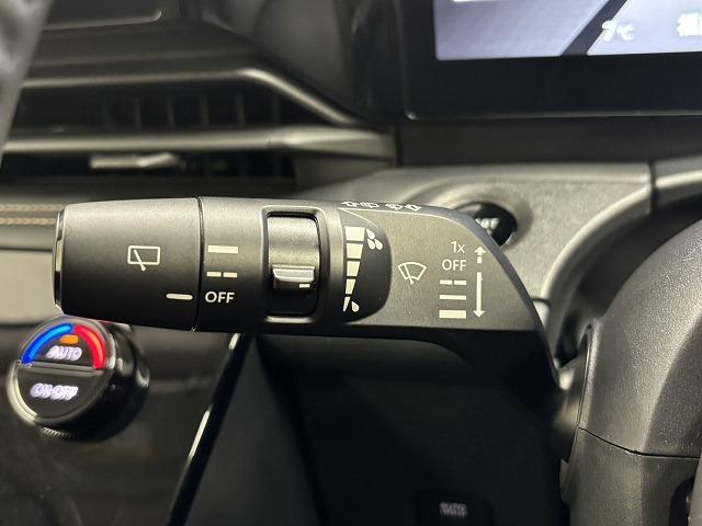 セレナ ハイウェイスターＶ　純正１２．３型ナビ／全周囲／両側電動スライド／プロパイロット／デジタルインナーミラー／ＢＳＭ／ＥＴＣ／電動パーキングブレーキ／地デジ／Ｂｌｕｅｔｏｏｔｈ／スマートキー／アイドリングストップ／両側電動（50枚目）